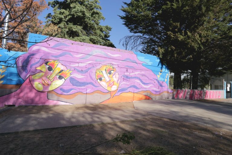 Mural Ni una menos de Ailin Tornatore. Foto: Florencia Castello.
